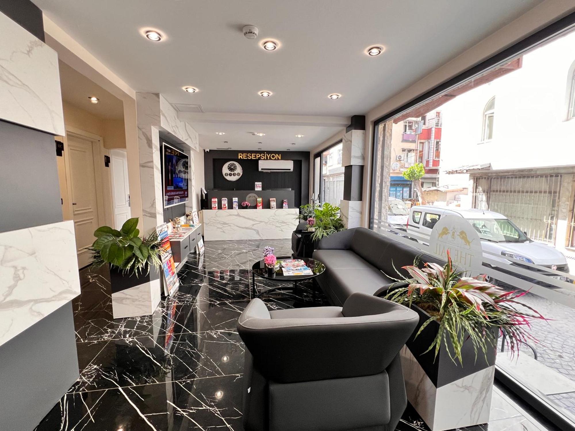 The Bail Hotel — Fotoğraflar 1